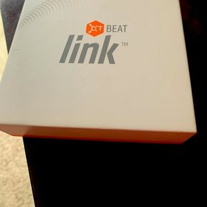 Orange Theory Apple Watch Link and charger.  Only used 18x.